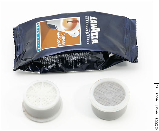 Doppelpackung und Kapseln von Lavazza Point